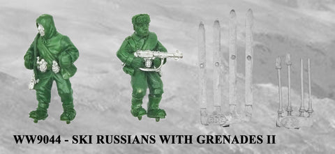 WW9044 - Russian Ski Troops with Grenades II